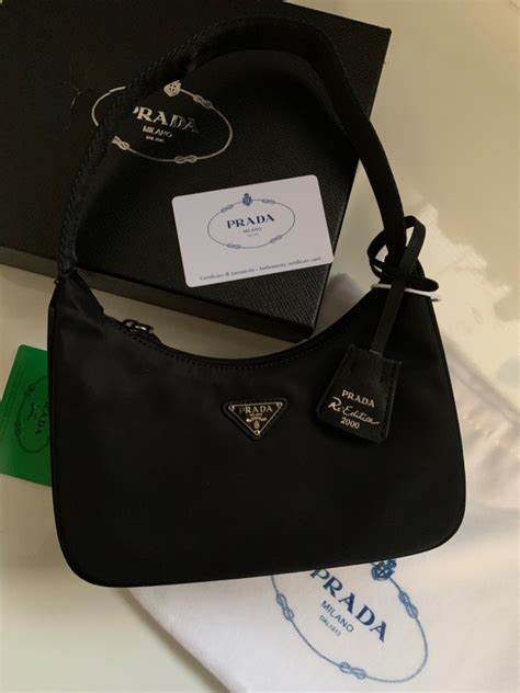 prada torebka czarna|prada re edition tote.